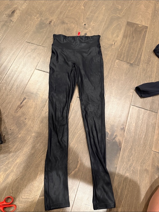 SPANX Pants - SPANX Black High-Waist Shiny Leggings